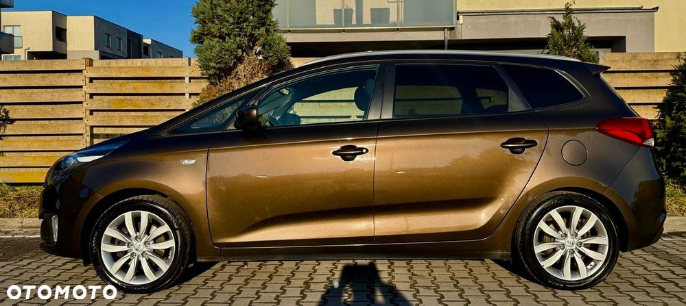 Kia Carens 1.6 GDI Dream-Team Edition - 15