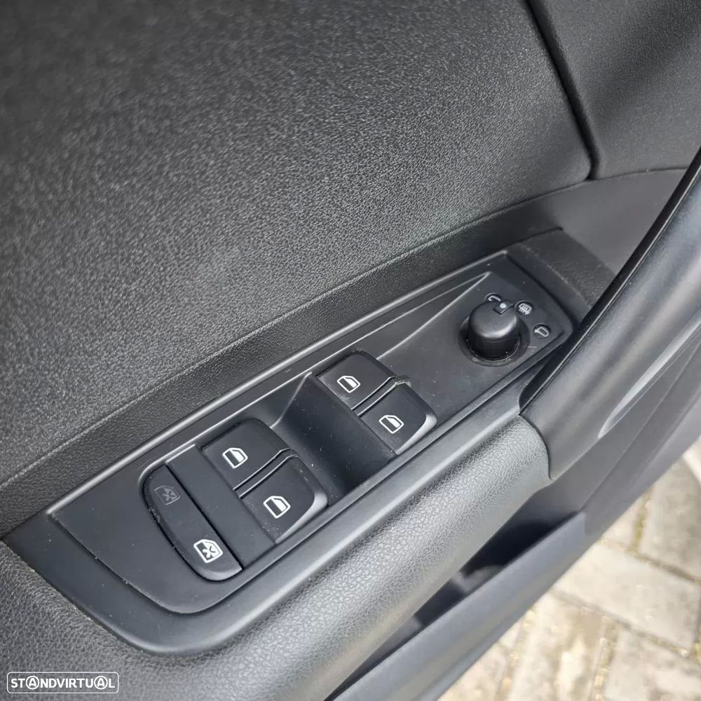 Audi A1 Sportback 1.6 TDI S-line - 17