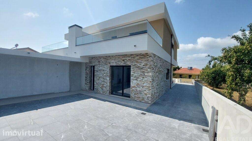 Casa T4 em Cantanhede e Pocariça de 321,00 m2 - Grande imagem: 5/28