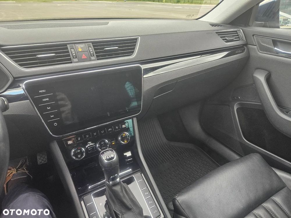 Skoda Superb 2.0 TDI 4x4 L&K DSG - 18