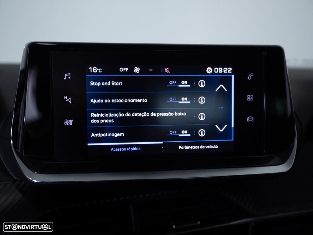 Peugeot 2008 1.5 BlueHDi Active Pack EAT8 - 22