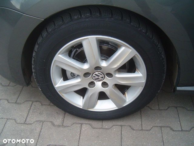 Volkswagen Polo - 21