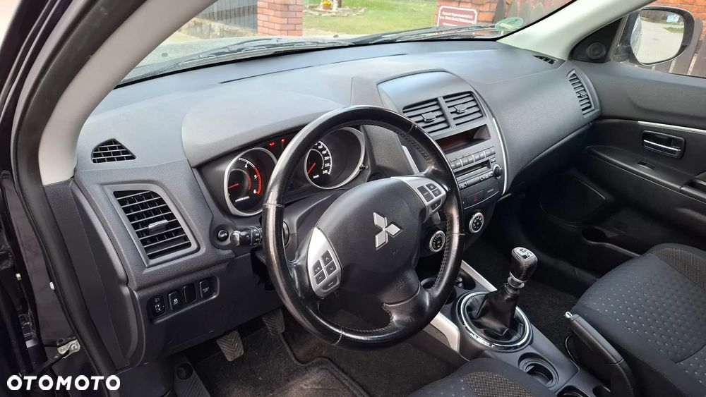 Mitsubishi ASX 1.8 DI-D 2WD Intense - 14