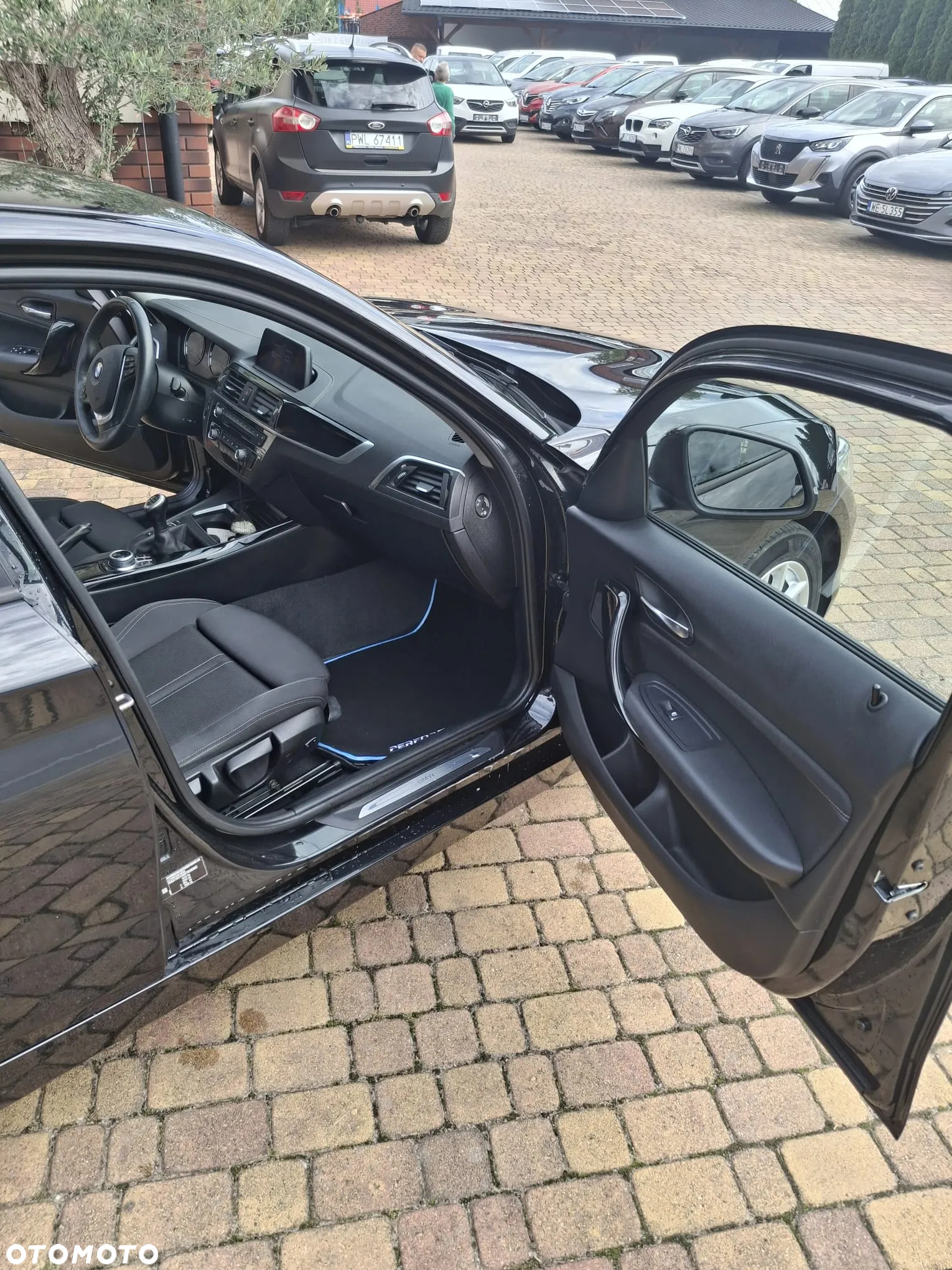 BMW Seria 1 118i - 12