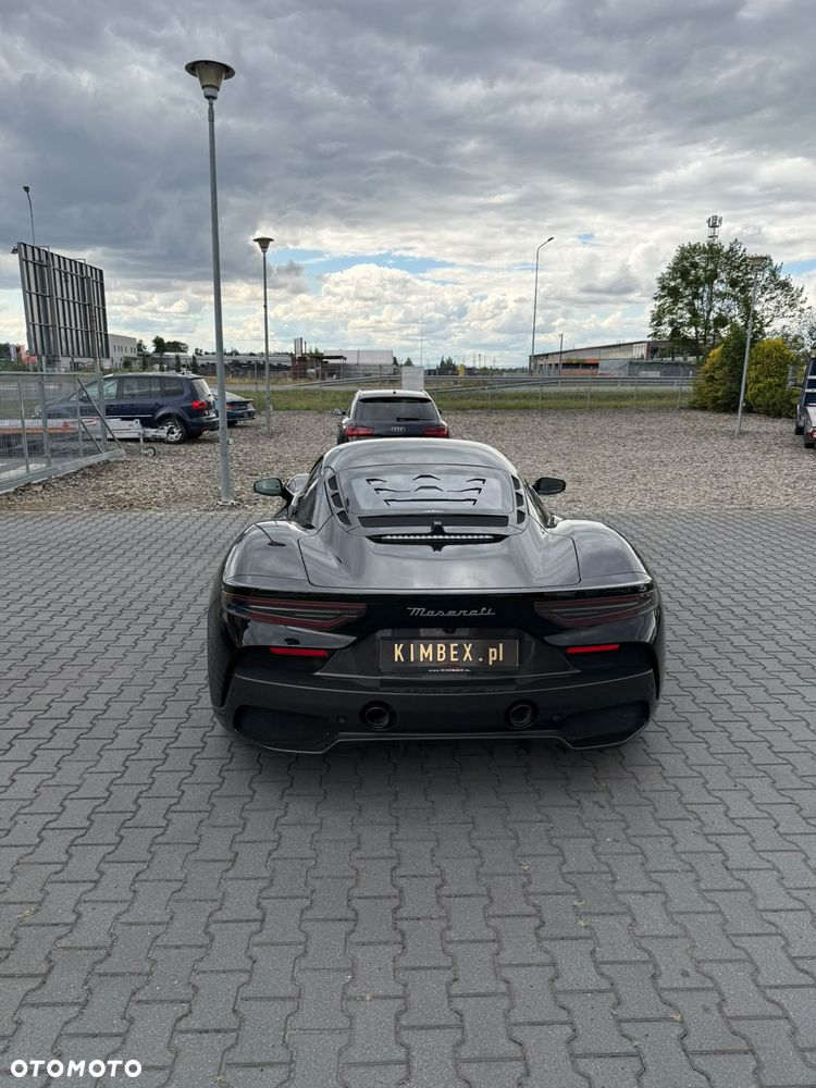 Maserati MC20 DCT - 9