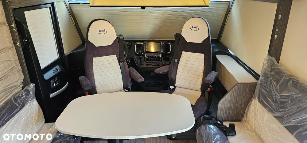 McLOUIS NEVIS 873 - INTEGRA - KAMPER - 12