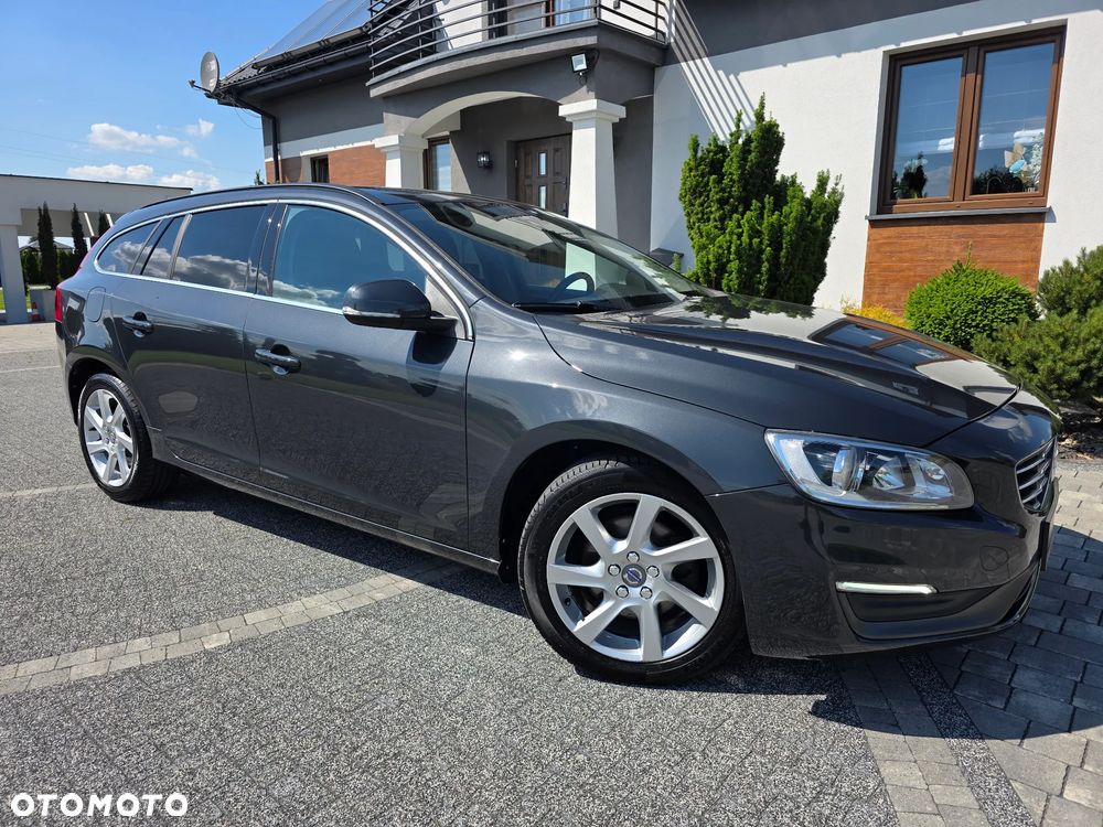 Volvo V60 D3 Geartronic Summum - 5