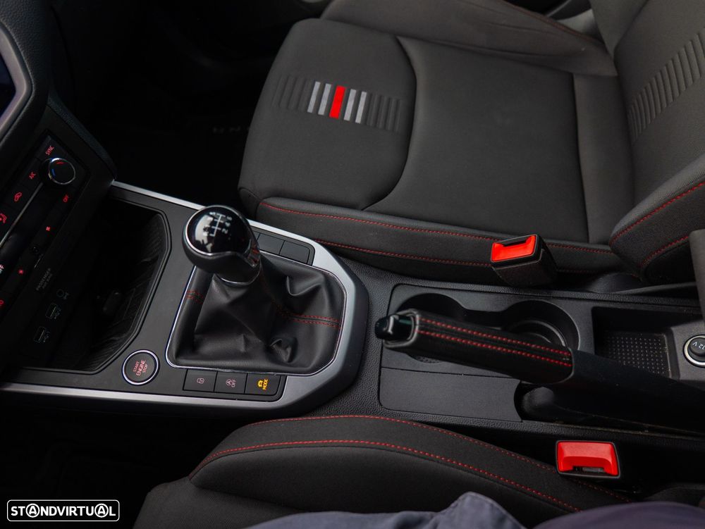 SEAT Arona 1.0 TSI FR - 23