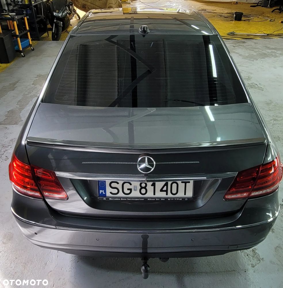 Mercedes-Benz Klasa E 200 CDI DPF BlueEFFICIENCY Automatik Avantgarde - 6