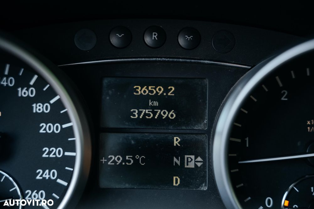Mercedes-Benz ML 300 CDI BlueEfficiency Aut - 10