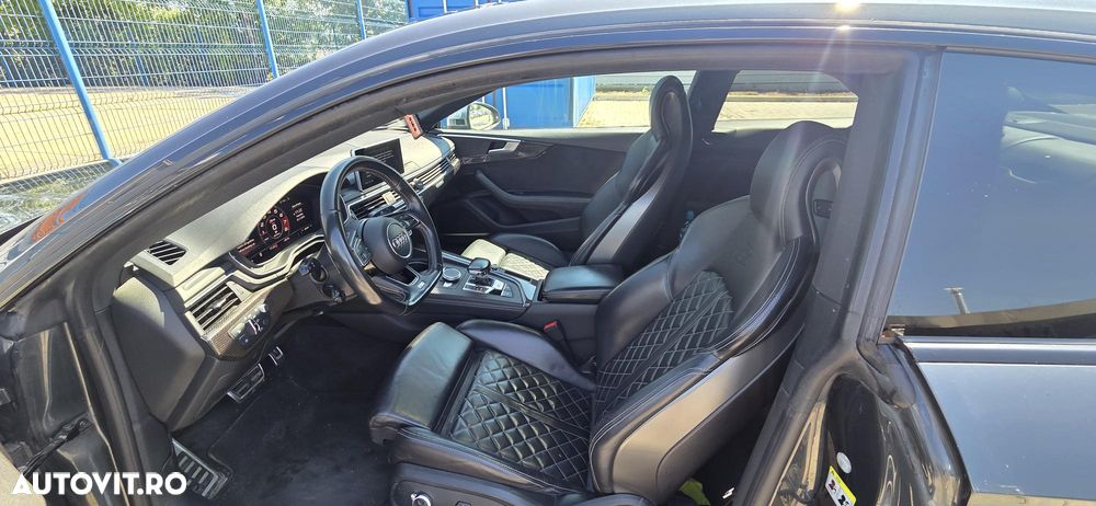 Audi S5 - 12