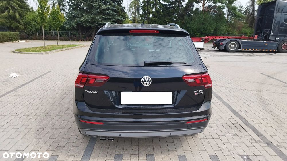Volkswagen Tiguan 2.0 TDI SCR 4Motion (BlueMotion Tech) Comfortline - 4