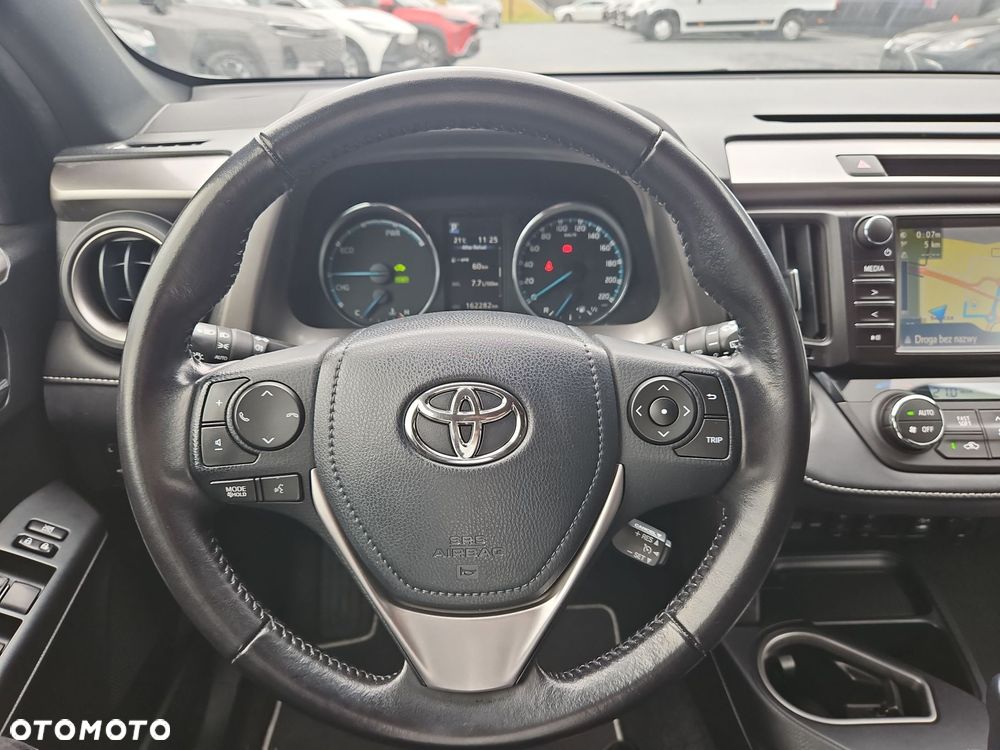 Toyota RAV4 Hybrid Style 4x2 - 18