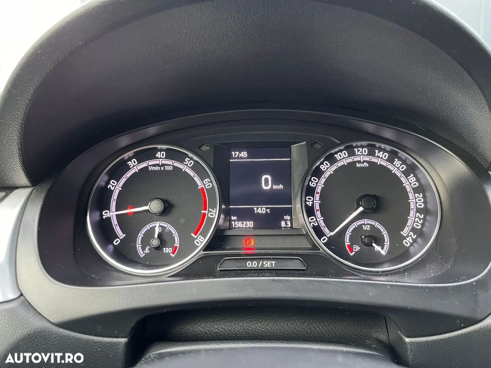 Skoda RAPID 1.0 TSI Clever - 19