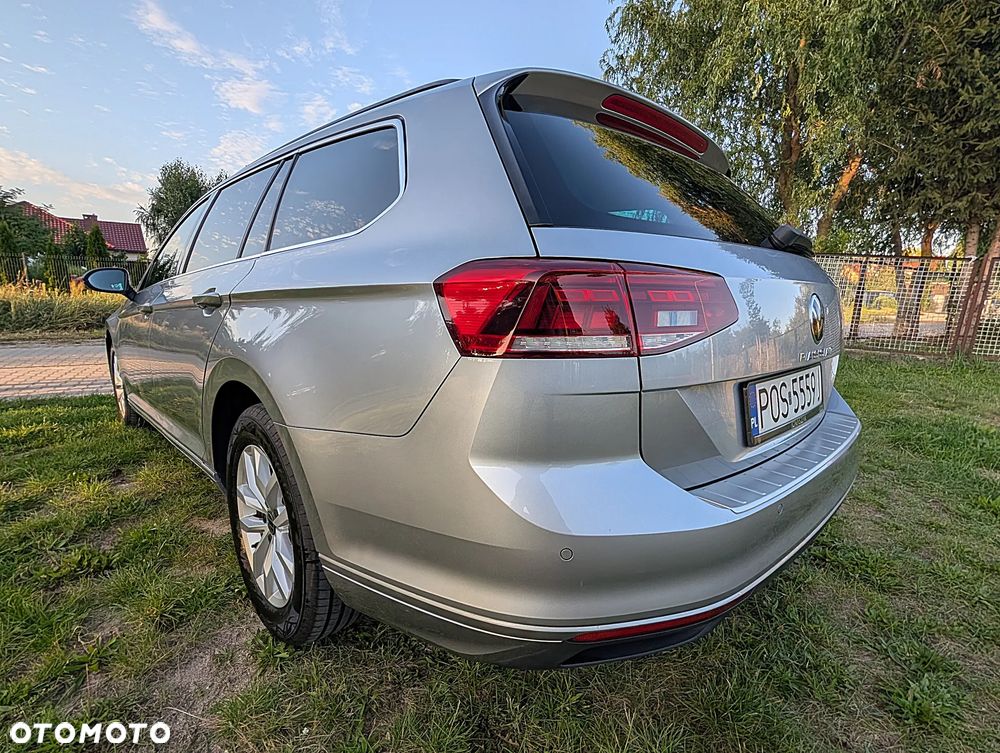 Volkswagen Passat 2.0 TDI SCR DSG - 22