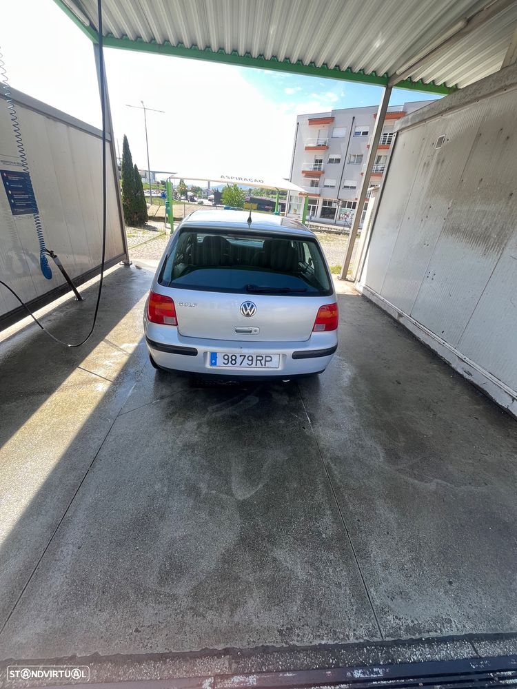 VW Golf 1.4i 25 Anos - 8