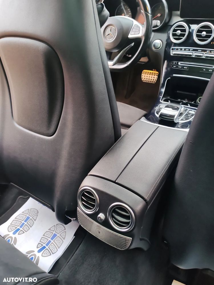 Mercedes-Benz C 220 d Coupe 9G-TRONIC AMG Line - 37