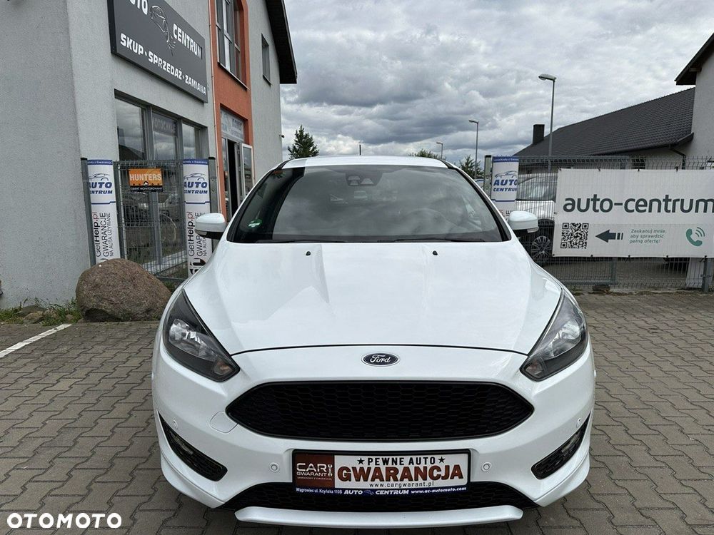 Ford Focus 1.0 EcoBoost ST-Line Black ASS - 4