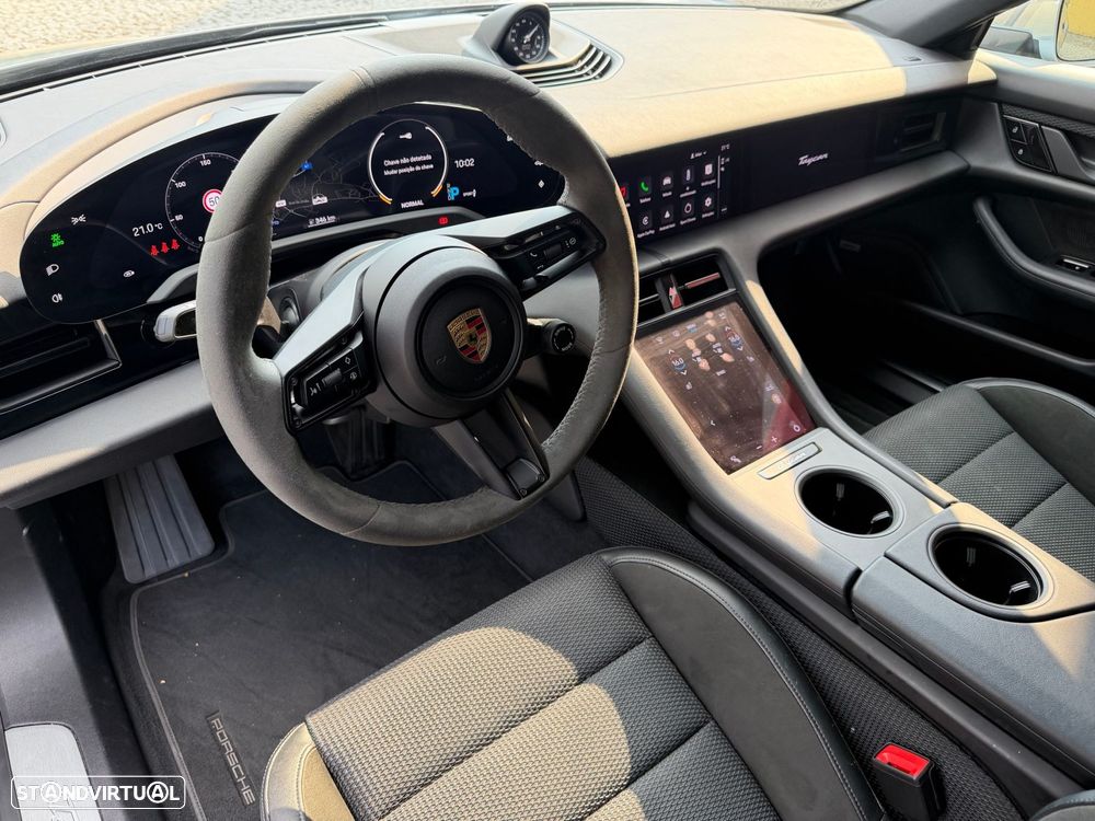 Porsche Taycan 4S Bateria Performance Plus - 12