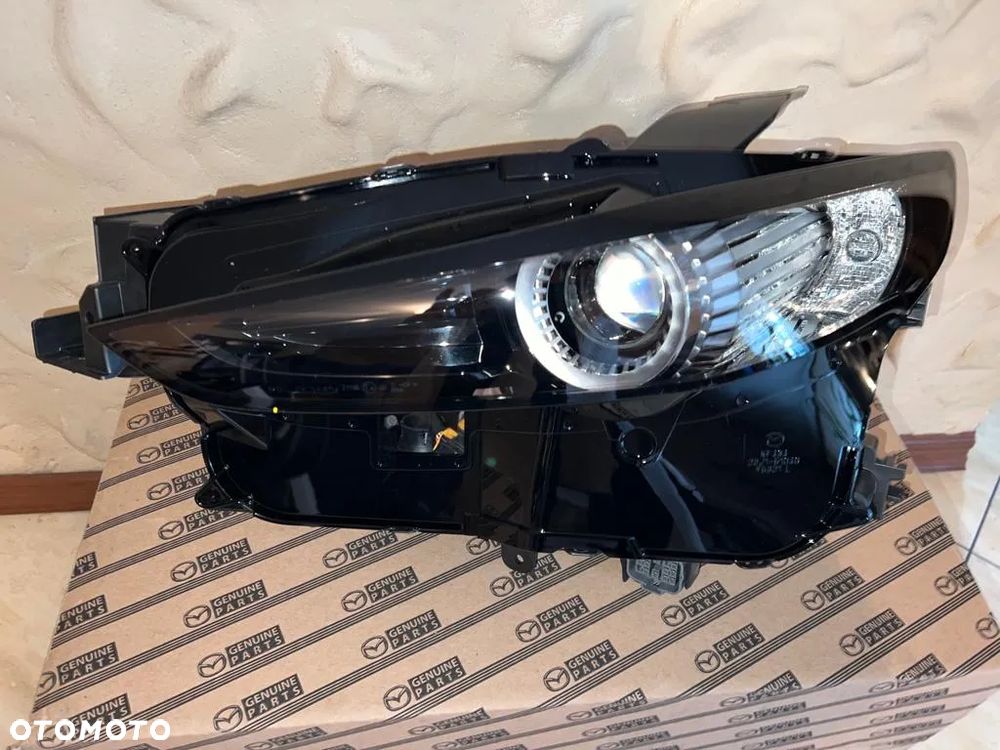 MAZDA CX-30 CX30 Reflektor Lampa LED lewy - 1
