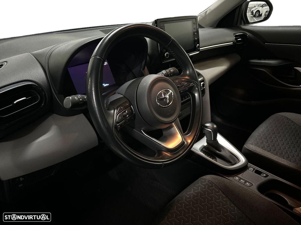 Toyota Yaris Cross 1.5 Hybrid Comfort Plus - 13
