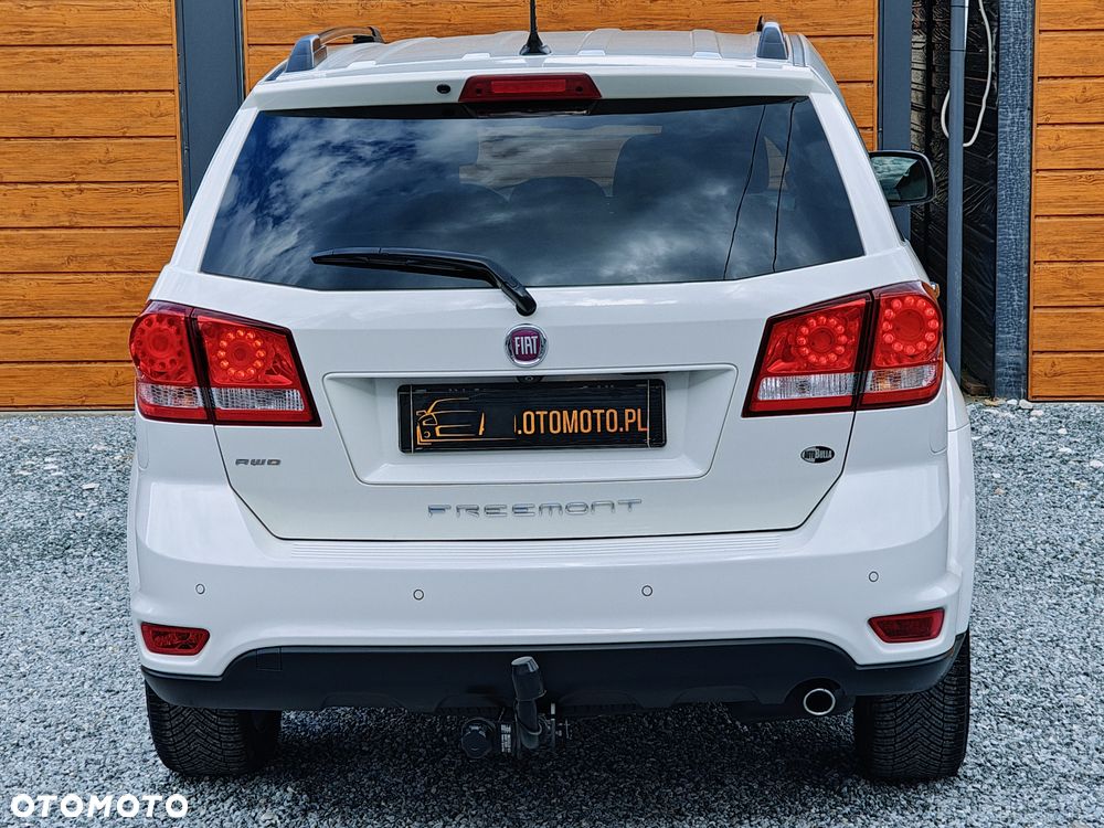 Fiat Freemont 2.0 Multijet 16V DPF Automatik Allrad Lounge - 9