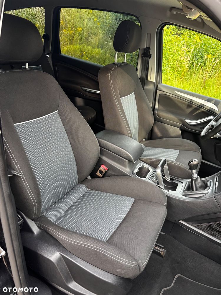 Ford S-Max 1.6 T Trend - 19