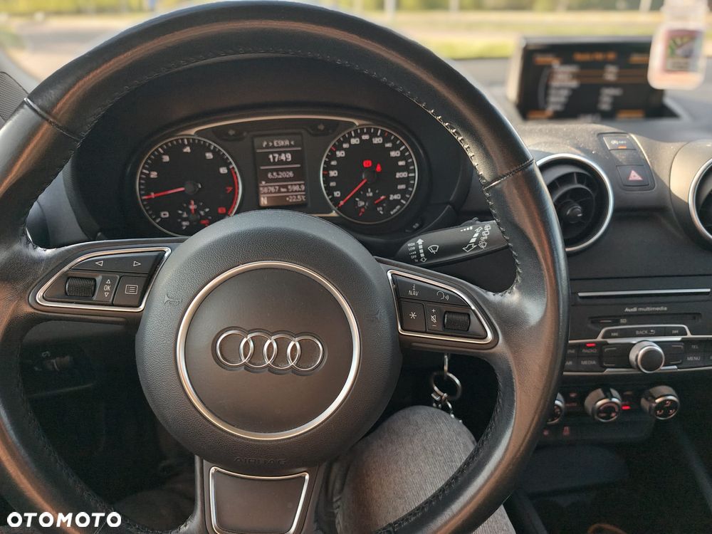 Audi A1 Sportback 1.0 TFSI S tronic - 11