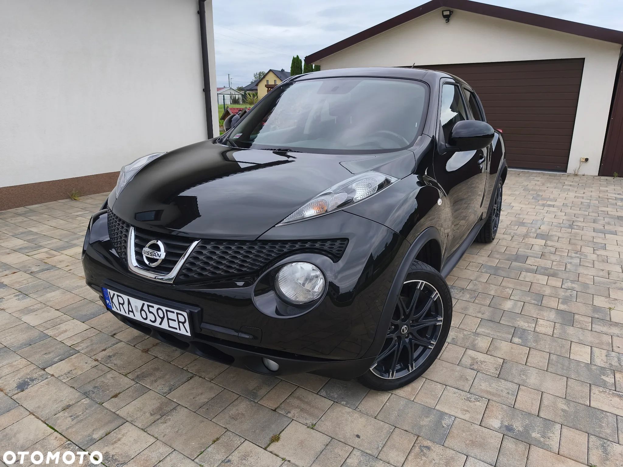 Nissan Juke 1.6 Tekna S&S - 1