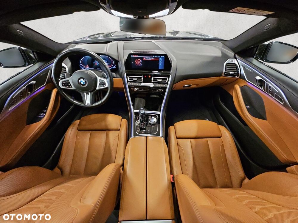 BMW Seria 8 - 21
