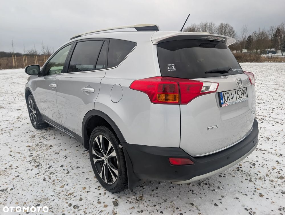 Toyota RAV4 2.0 D-4D Premium - 31