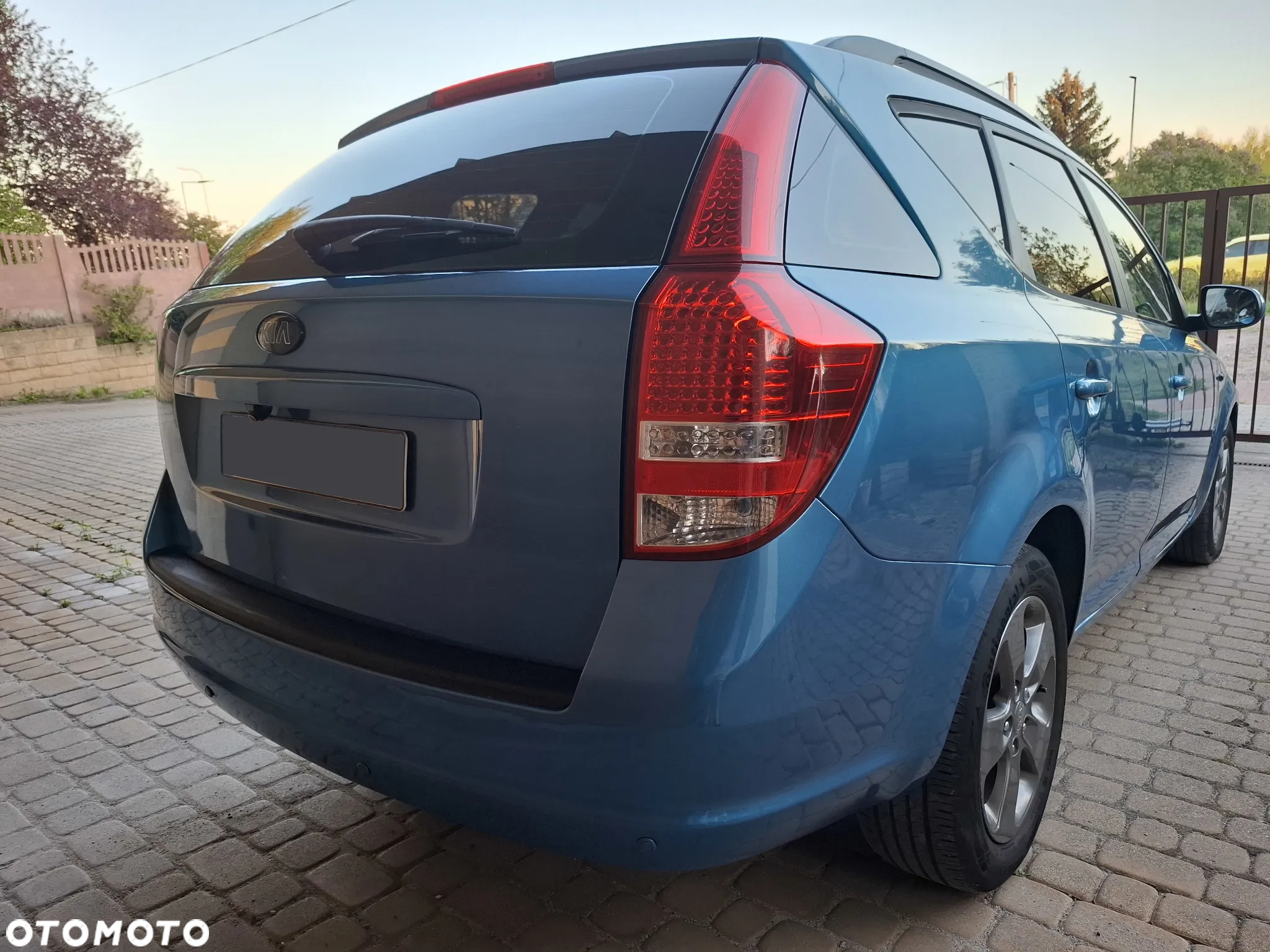 Kia Ceed 1.4 CVVT SW ISG Spirit - 9