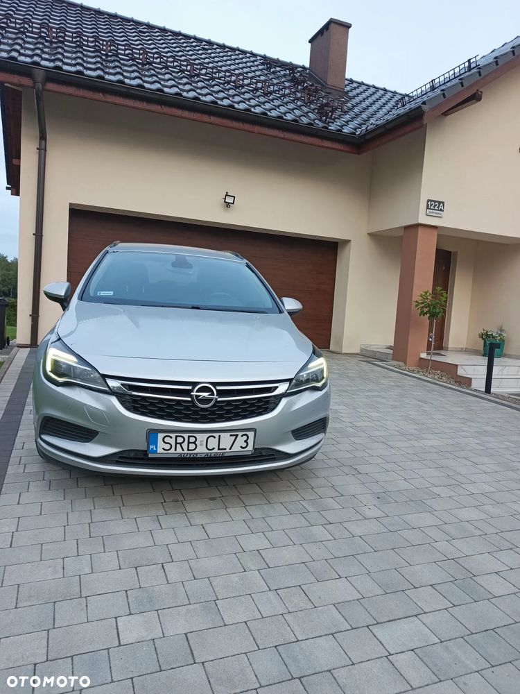 Opel Astra 1.6 D (CDTI) Start/Stop Business - 2