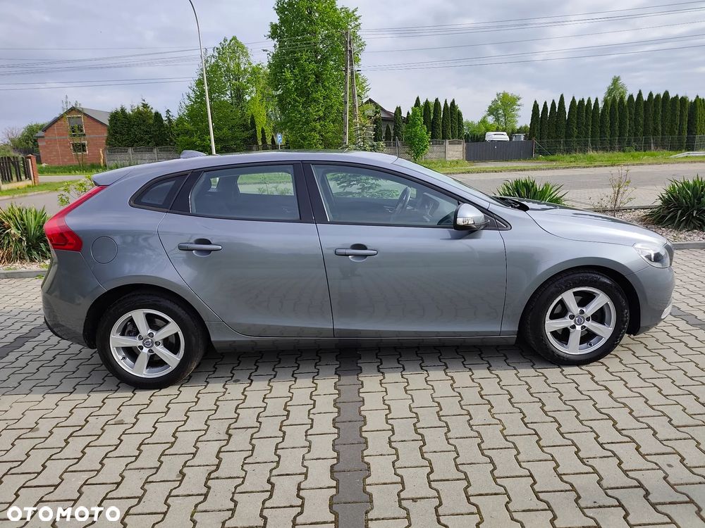 Volvo V40 D2 - 5