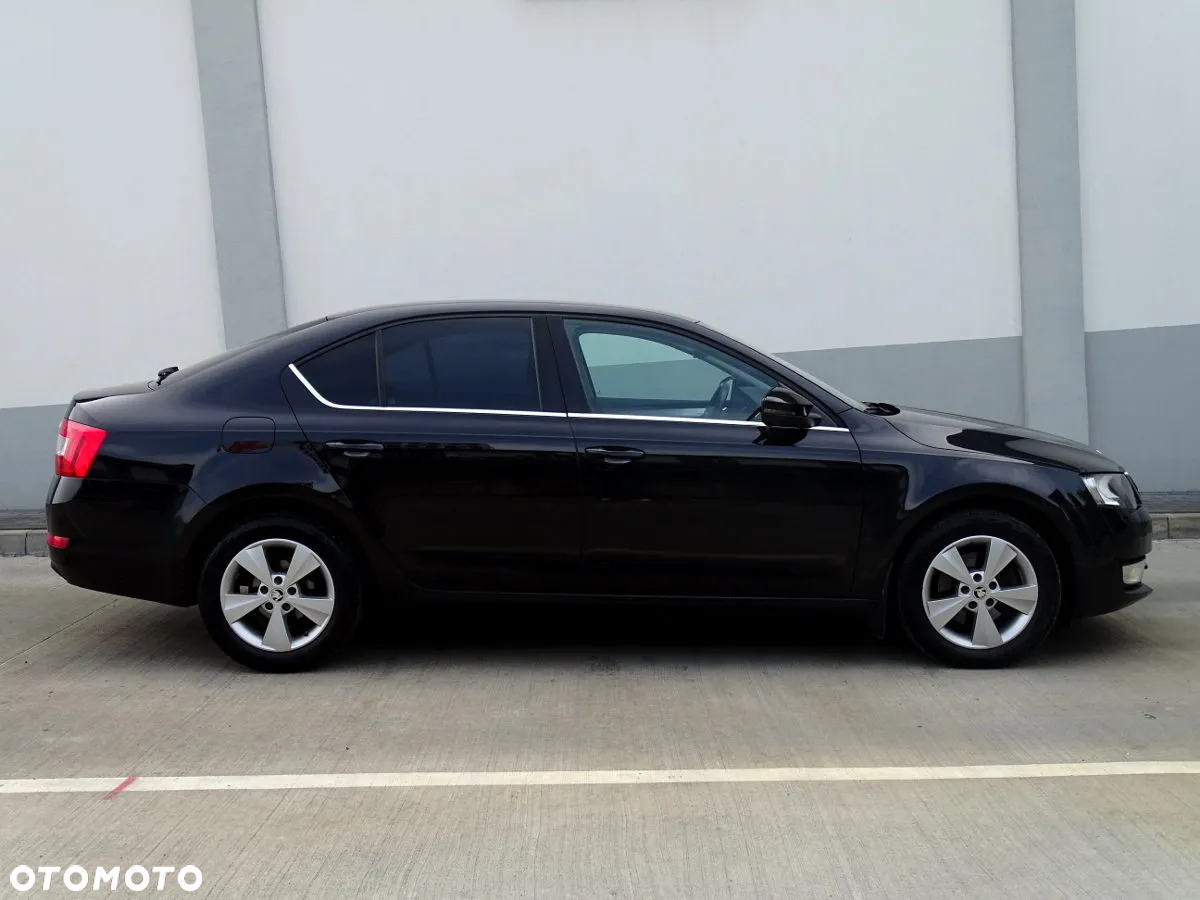 Skoda Octavia 2.0 TDI Style - 4