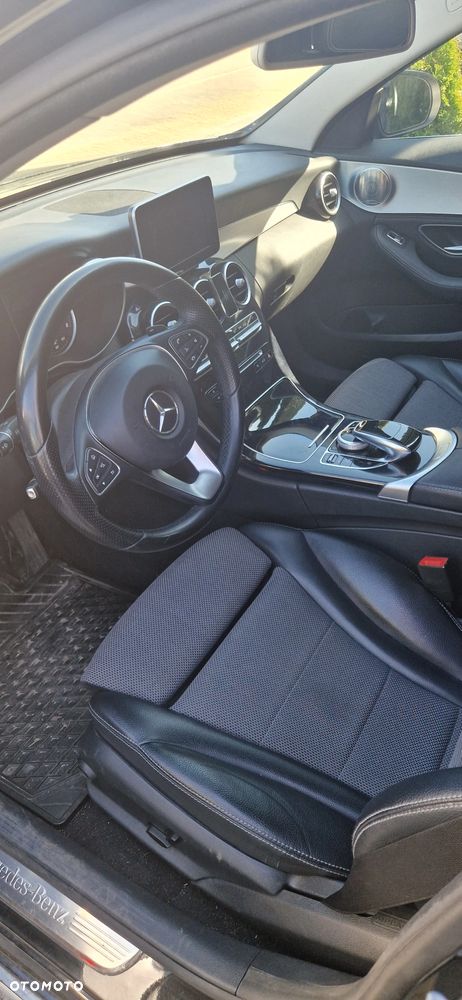 Mercedes-Benz Klasa C 250 7G-TRONIC - 3