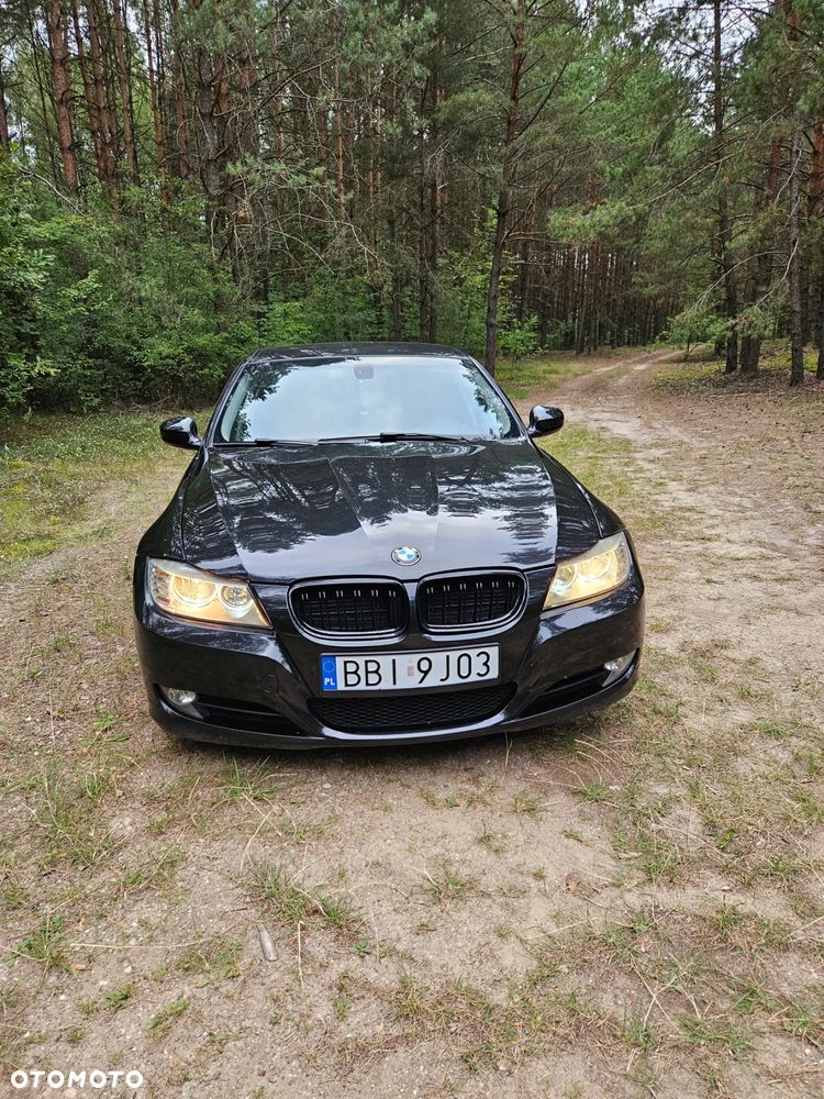 BMW Seria 3 320d Efficient Dynamics - 2