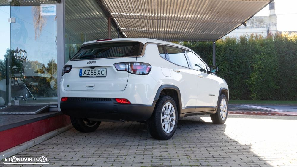 Jeep Compass 1.5 TG e-Hybrid Limited DCT - 3