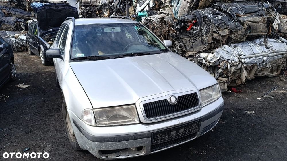 35968 Skoda octavia I lift model od 00-06 silnik 1.9 TDI 90 km ALH skrzynia EGR lakier LF7T - 1