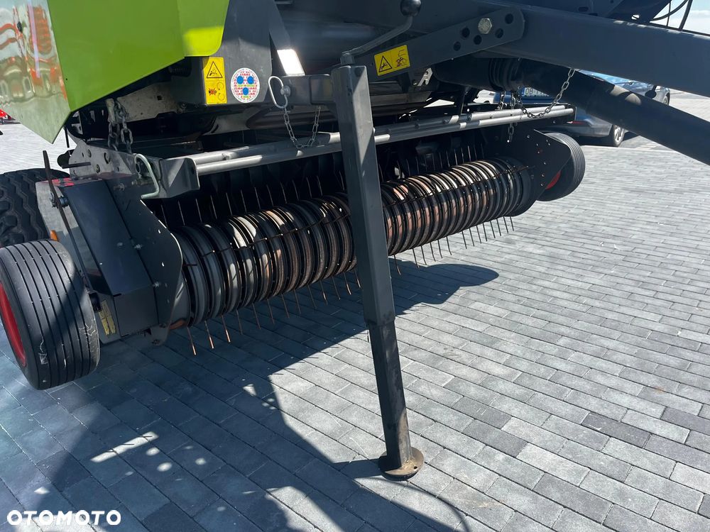 Claas VARIANT 350 - 10