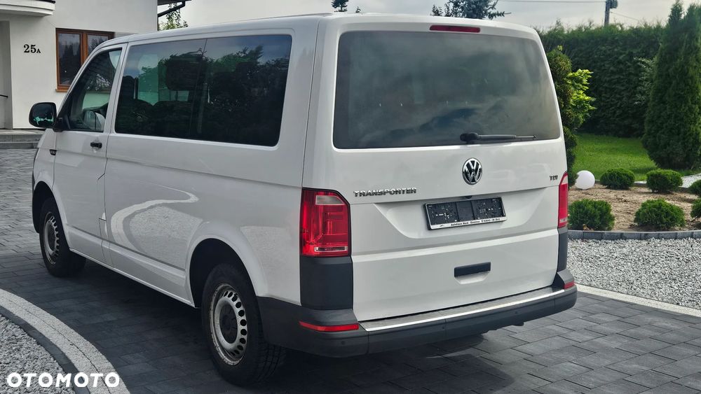Volkswagen Transporter - 2