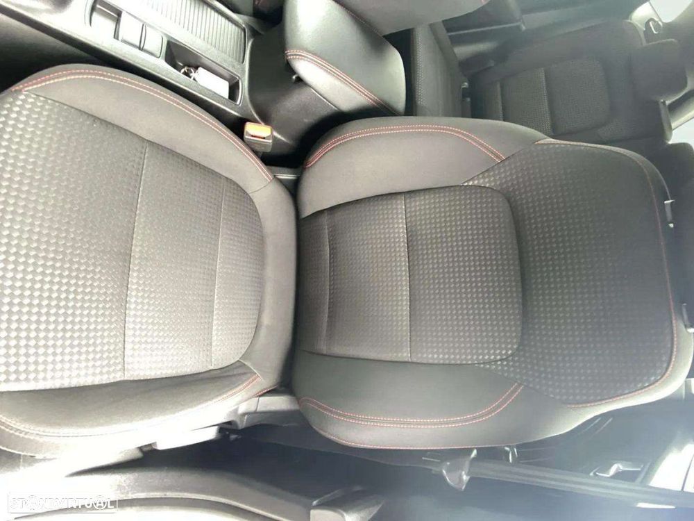 Ford Kuga 1.5 TDCi EcoBlue ST-Line - 16