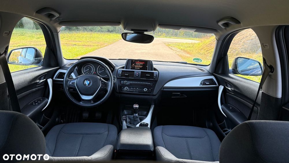 BMW Seria 1 116i - 19