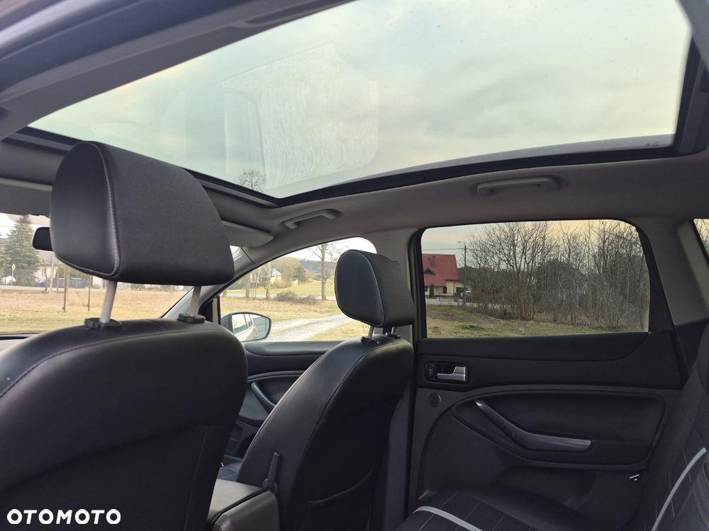 Ford Kuga 2.0 TDCi 4x4 Titanium - 20