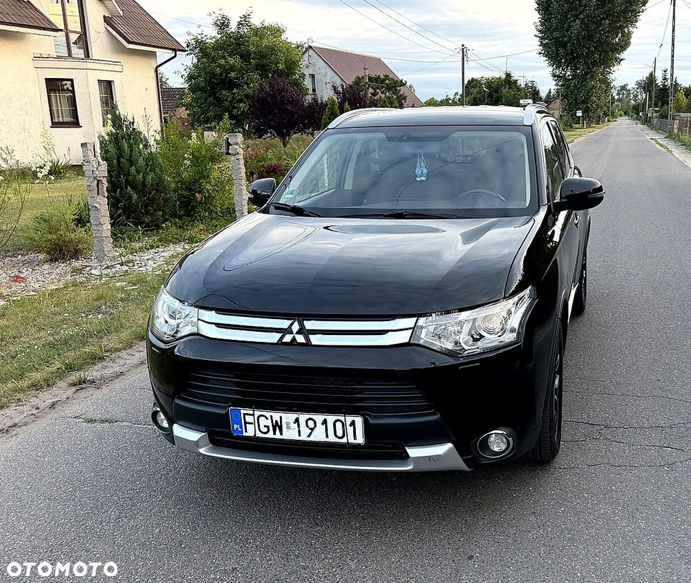 Mitsubishi Outlander 2.2 DID Intense + 4WD - 8