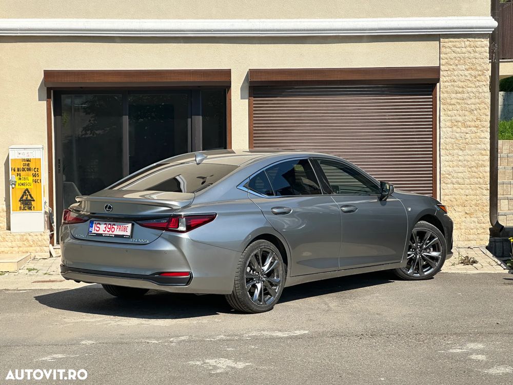 Lexus Seria ES 300h F Sport+ - 9