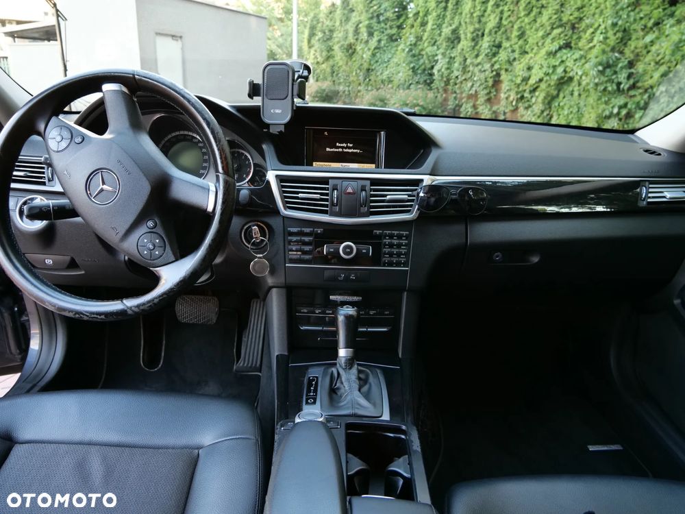 Mercedes-Benz Klasa E - 19