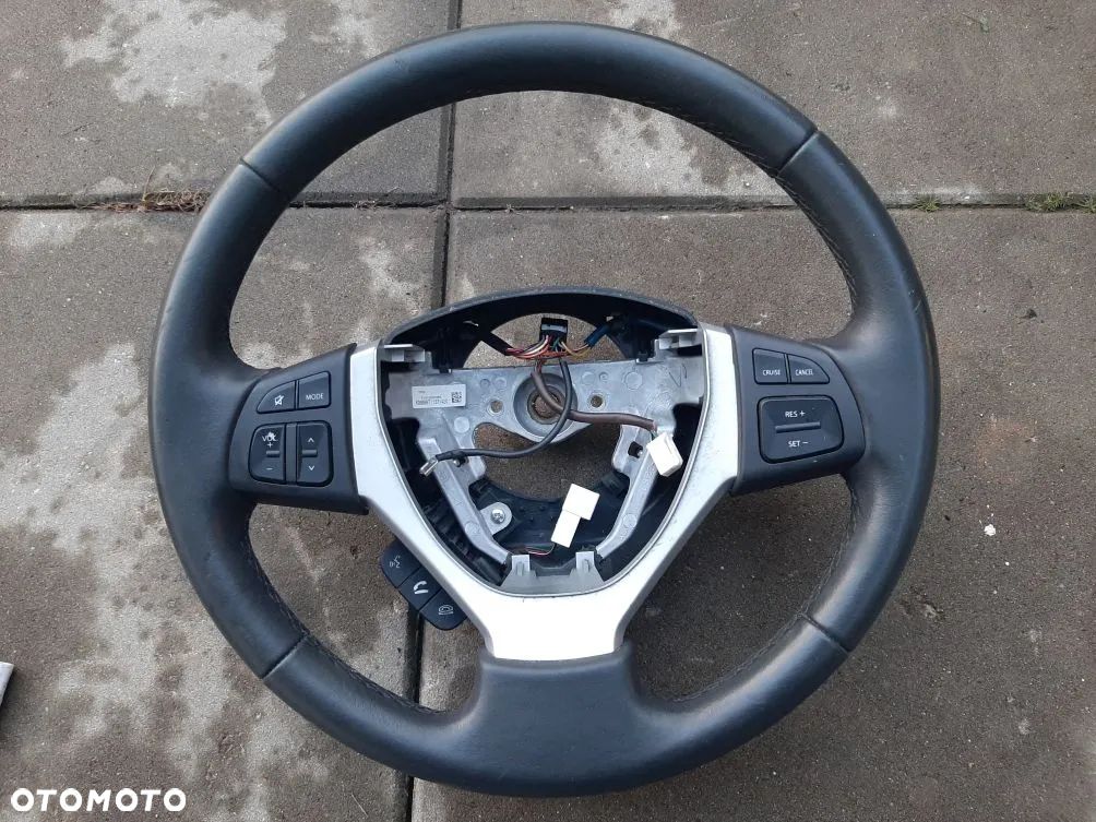 KIEROWNICA SKÓRA SUZUKI SWIFT MK7 2010-2013 - 1