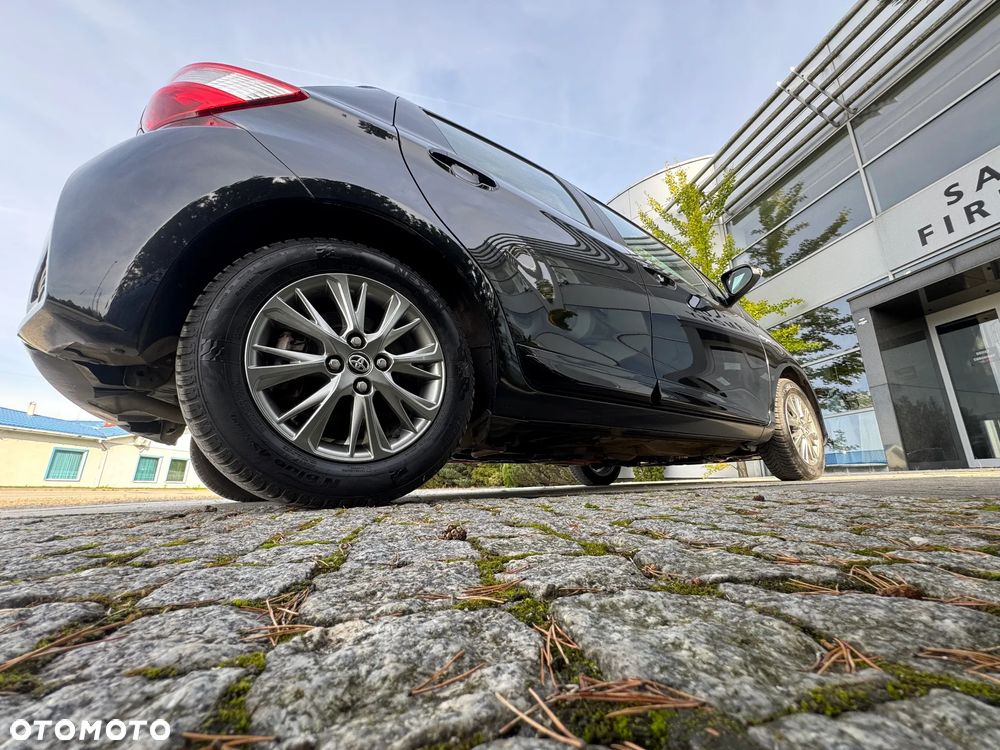 Toyota Yaris - 24