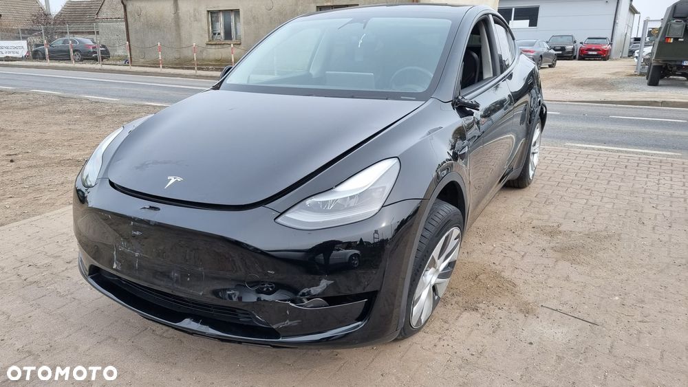 Tesla Model Y RWD - 23